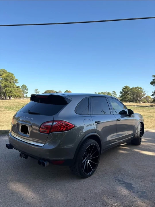 2013 Porsche 958 Cayenne S - Image 5 of 13