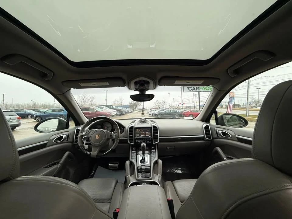 2013 Porsche 958 Cayenne S - Image 12 of 20