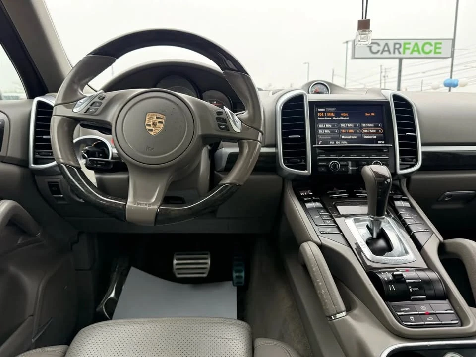 2013 Porsche 958 Cayenne S - Image 13 of 20