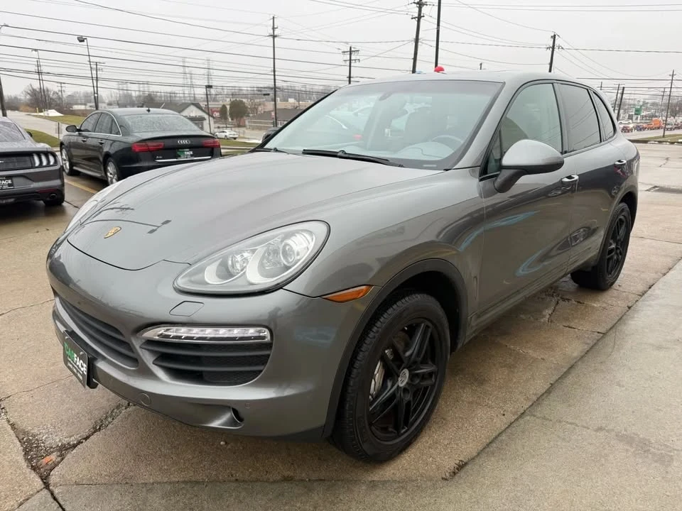 2013 Porsche 958 Cayenne S - Image 3 of 20