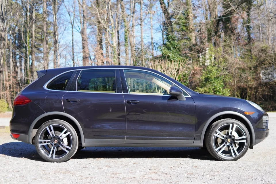 2013 Porsche 958 Cayenne S - Image 5 of 18