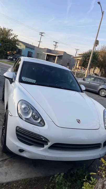 2013 Porsche 958 Cayenne S - Image 7 of 8