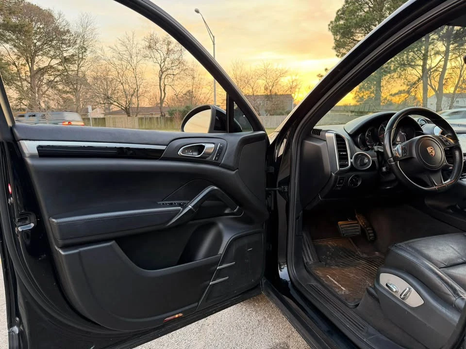 2013 Porsche 958 Cayenne S - Image 20 of 20