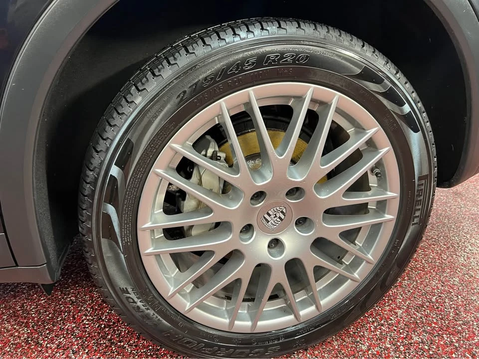 2013 Porsche 958 Cayenne S - Image 11 of 12