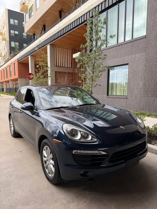 2013 Porsche 958 Cayenne S - Image 3 of 6