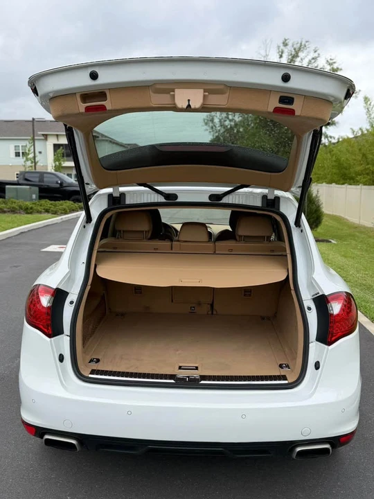 2013 Porsche 958 Cayenne S - Image 10 of 17