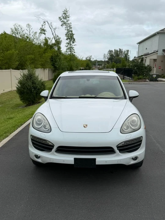 2013 Porsche 958 Cayenne S - Image 17 of 17