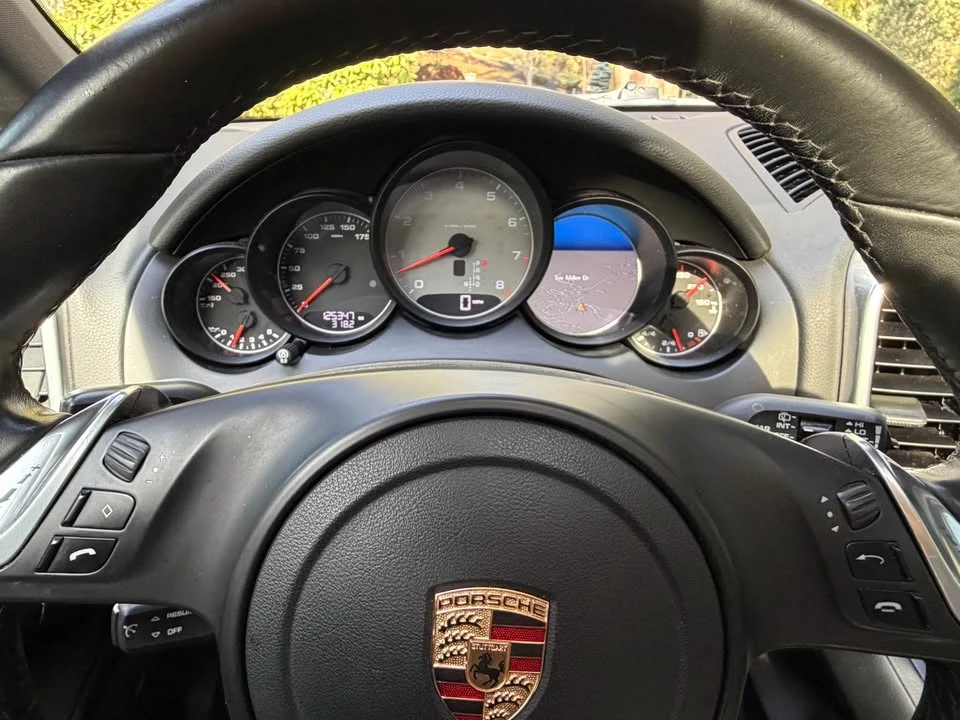2013 Porsche 958 Cayenne S - Image 14 of 19