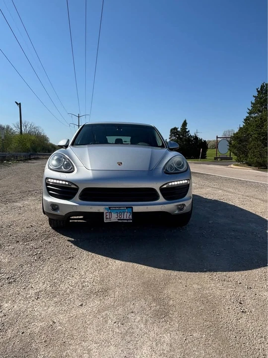 2013 Porsche 958 Cayenne S - Image 5 of 10