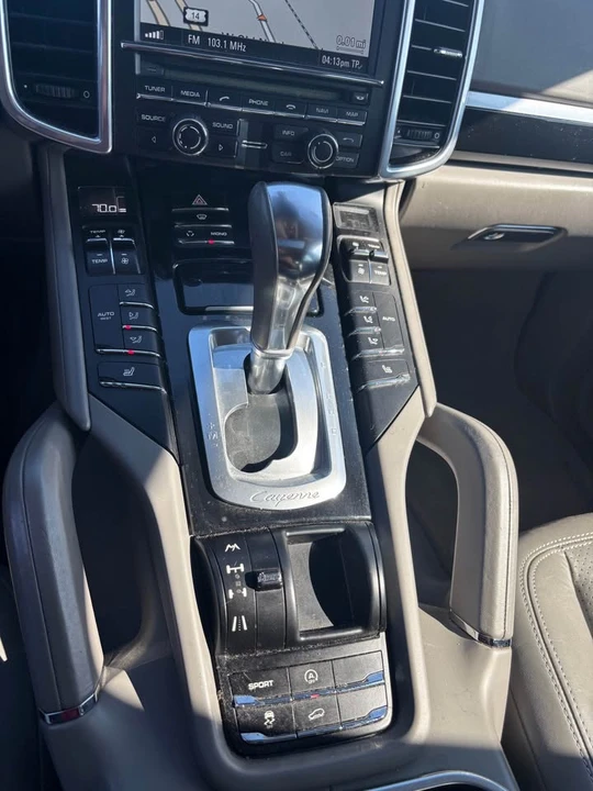 2013 Porsche 958 Cayenne S - Image 7 of 19