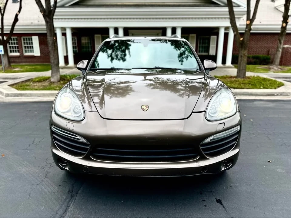 2013 Porsche 958 Cayenne S - Image 2 of 19