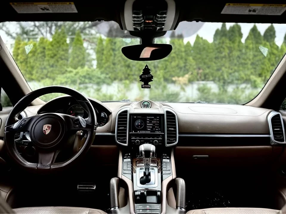 2013 Porsche 958 Cayenne S - Image 14 of 19