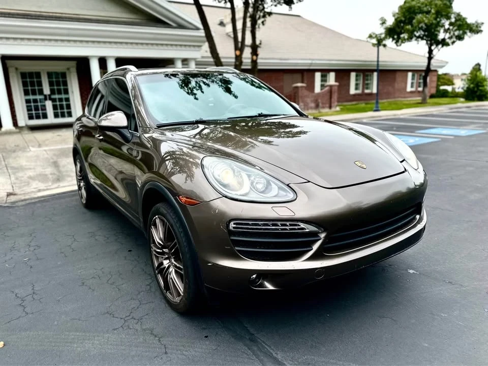 2013 Porsche 958 Cayenne S - Image 3 of 19