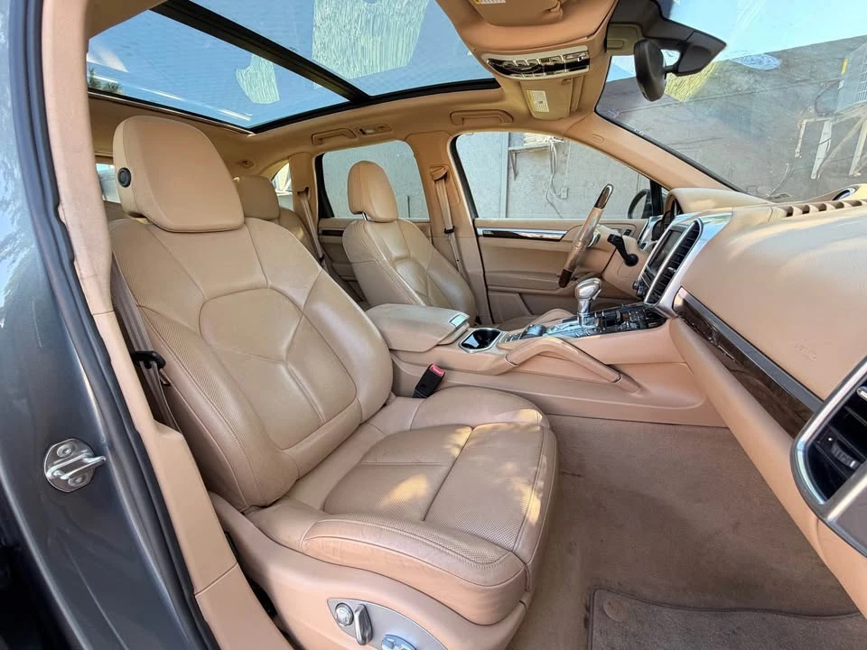 2013 Porsche 958 Cayenne S - Image 14 of 20