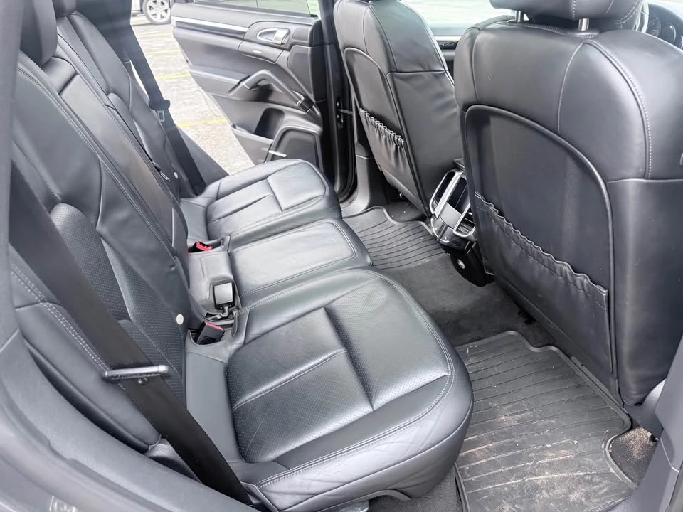 2013 Porsche 958 Cayenne S - Image 16 of 20
