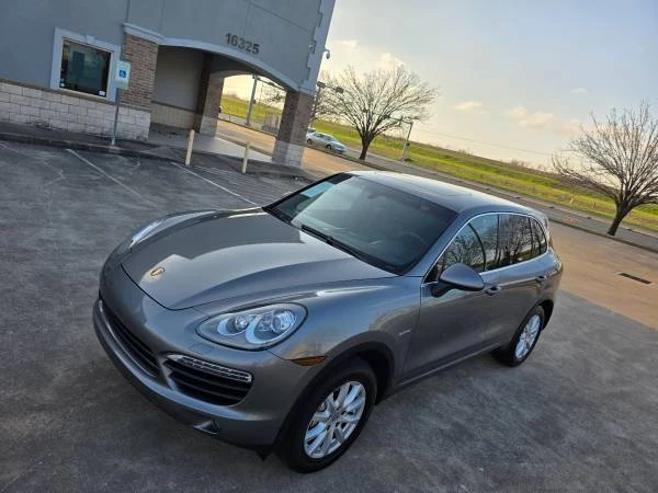 2013 Porsche 958 Cayenne S - Image 8 of 21