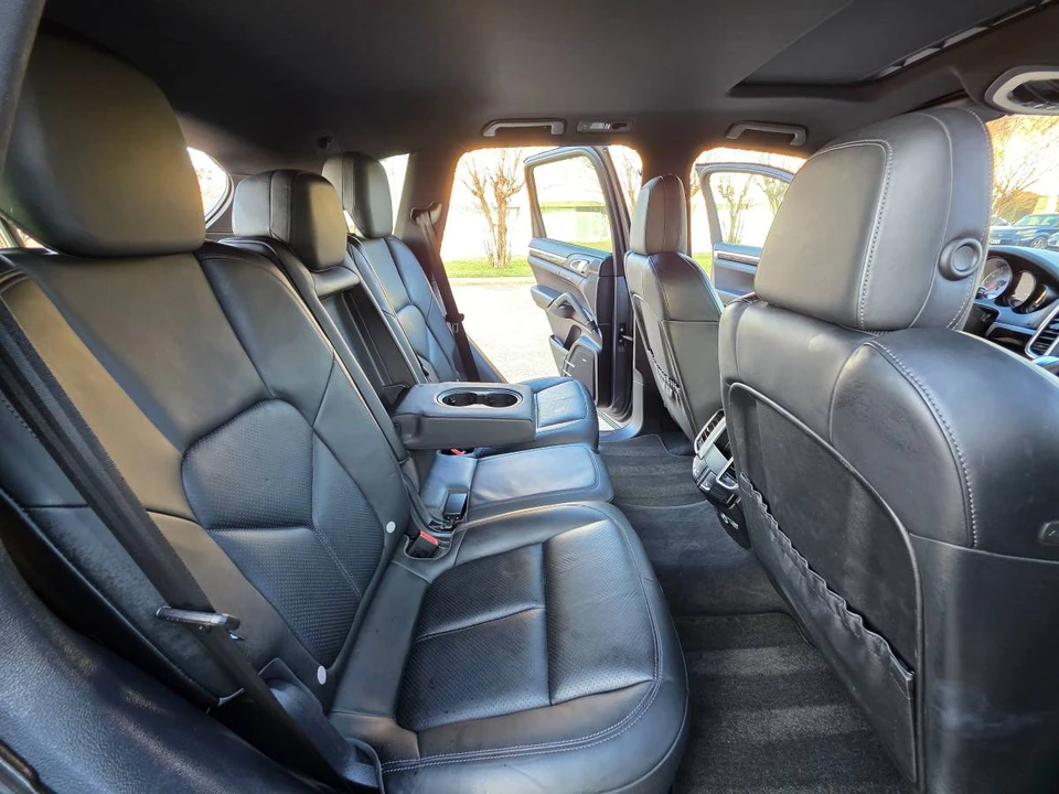 2013 Porsche 958 Cayenne - Image 12 of 24