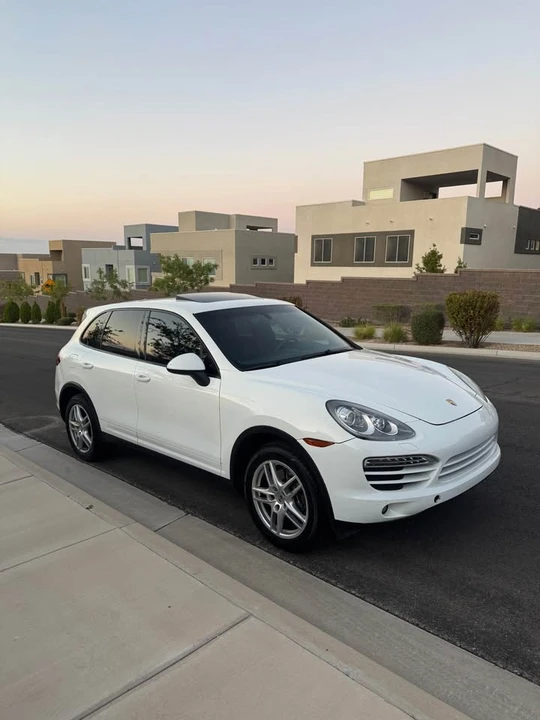 2013 Porsche 958 Cayenne - Image 6 of 6