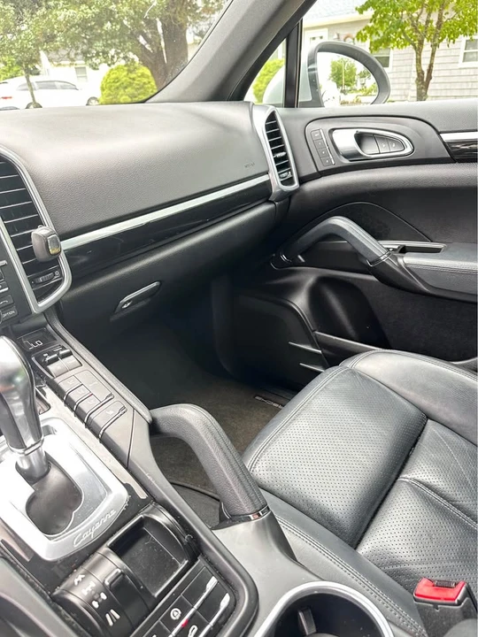 2013 Porsche 958 Cayenne - Image 13 of 15