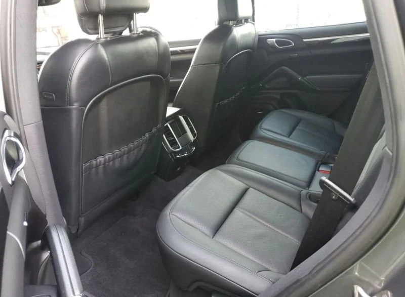 2013 Porsche 958 Cayenne - Image 6 of 8
