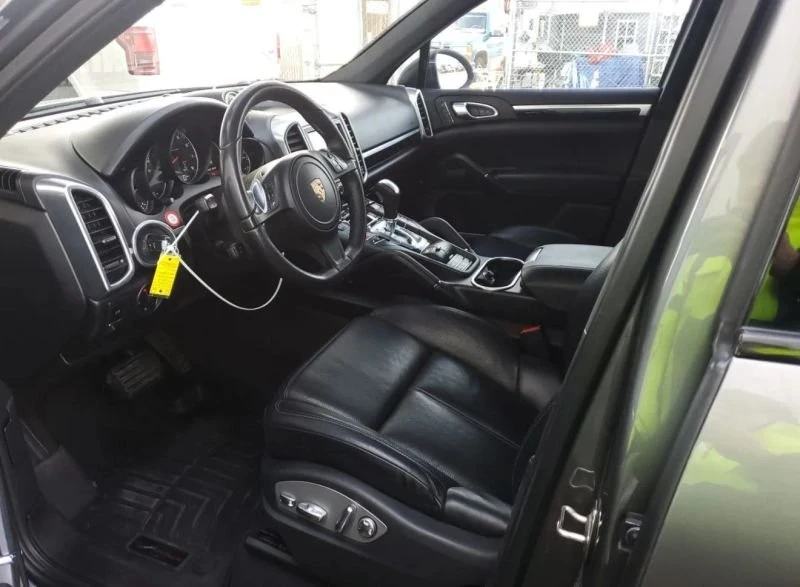 2013 Porsche 958 Cayenne - Image 5 of 8