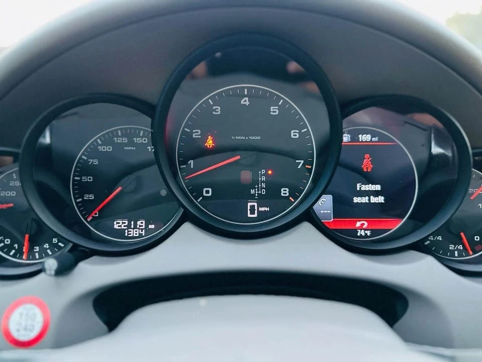 2013 Porsche 958 Cayenne - Image 17 of 20