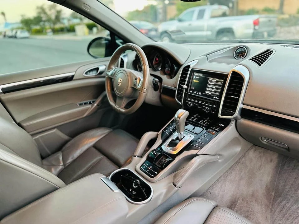 2013 Porsche 958 Cayenne - Image 18 of 19