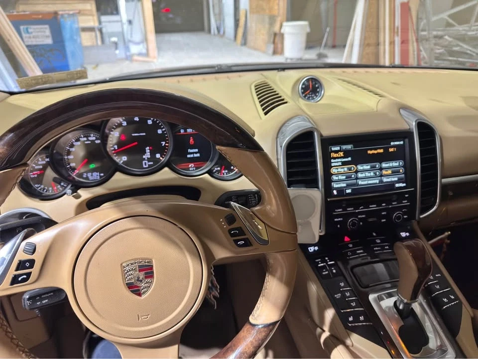 2013 Porsche 958 Cayenne - Image 6 of 8