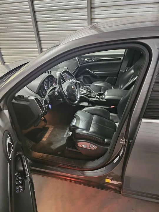 2013 Porsche 958 Cayenne - Image 8 of 13