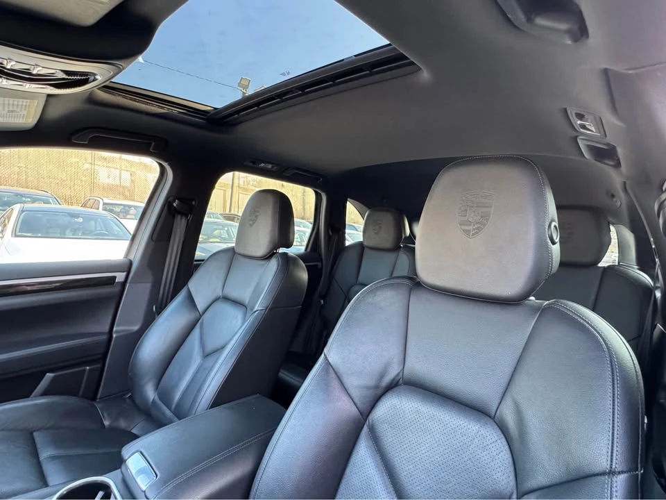 2013 Porsche 958 Cayenne - Image 18 of 19