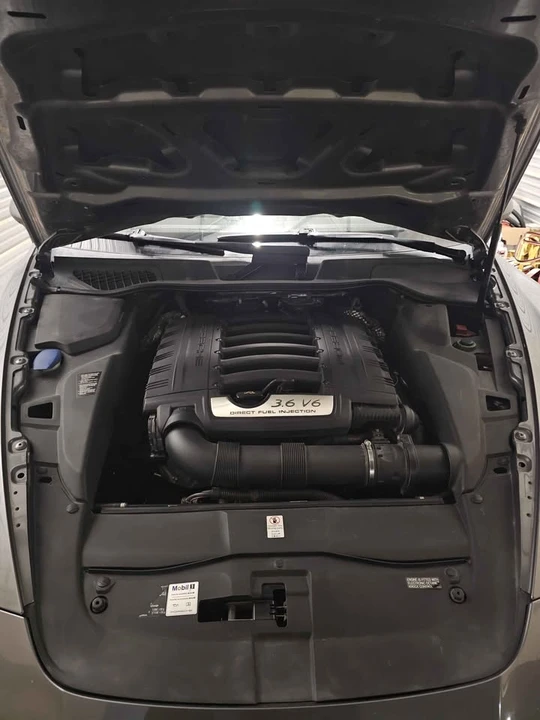 2013 Porsche 958 Cayenne - Image 10 of 12