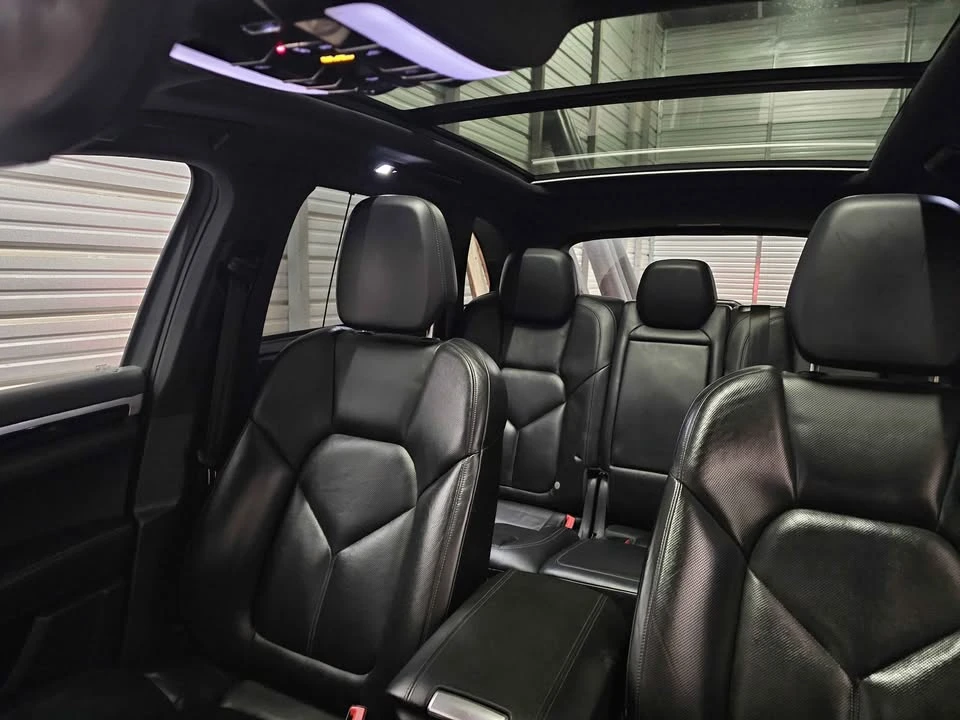2013 Porsche 958 Cayenne - Image 5 of 12