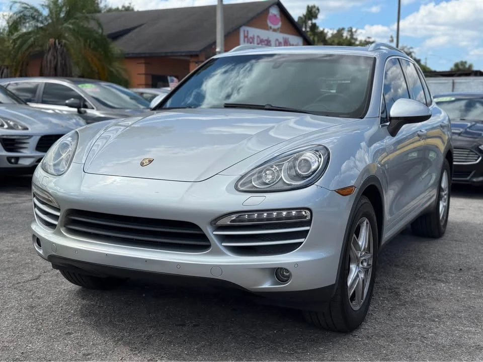 2013 Porsche 958 Cayenne - Image 2 of 20