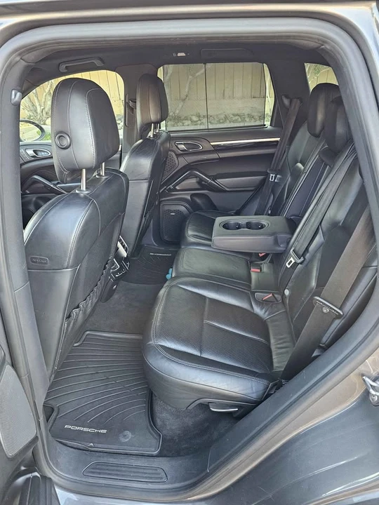 2013 Porsche 958 Cayenne - Image 10 of 10