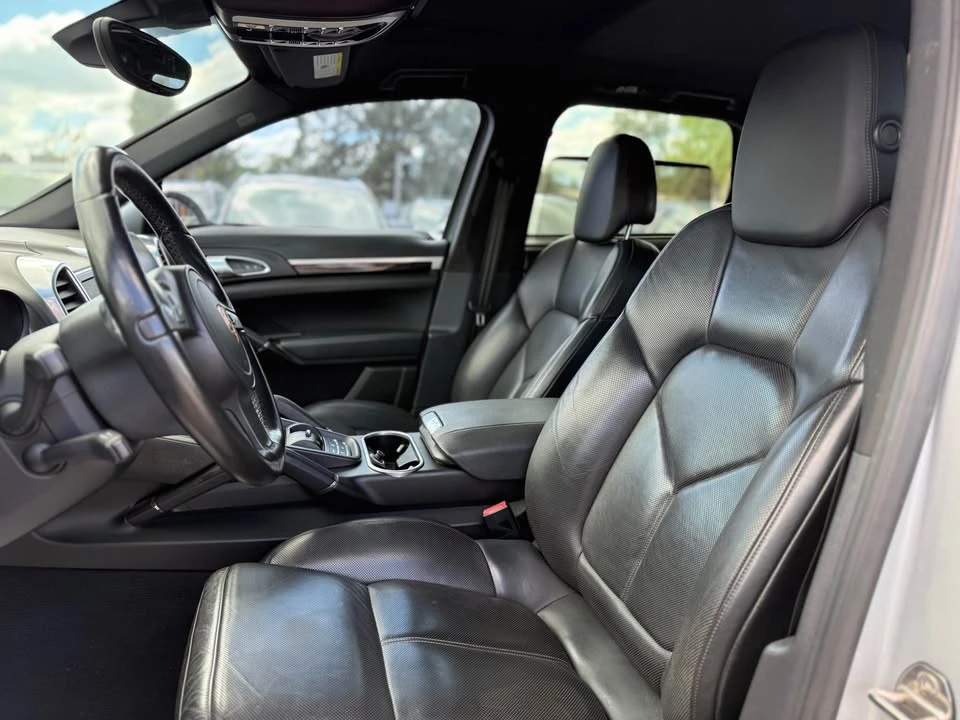 2013 Porsche 958 Cayenne - Image 10 of 20