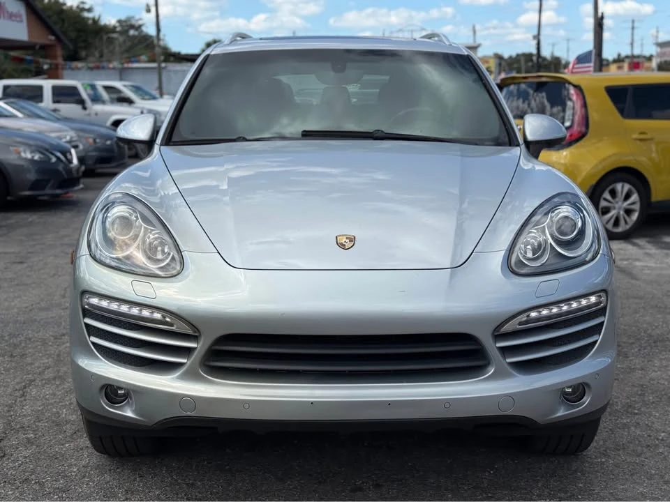 2013 Porsche 958 Cayenne - Image 9 of 20