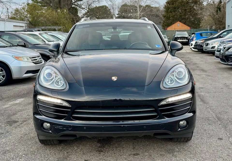 2013 Porsche 958 Cayenne - Image 2 of 19