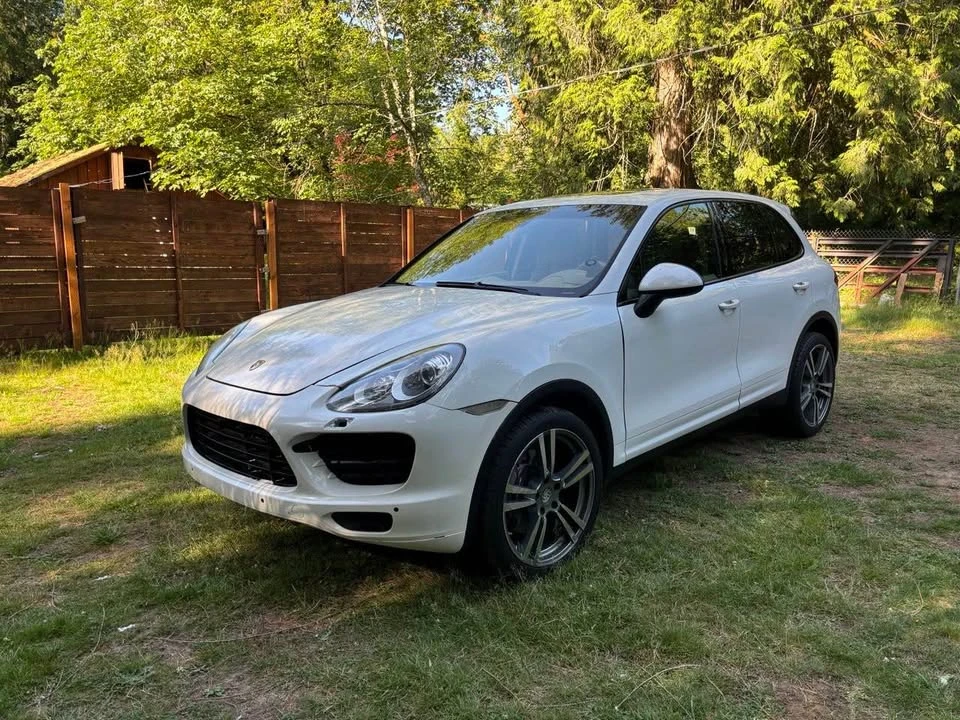 2013 Porsche 958 Cayenne - Image 2 of 10