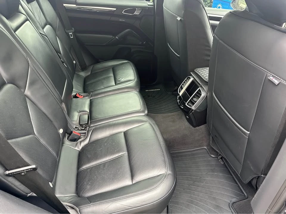 2013 Porsche 958 Cayenne - Image 8 of 20