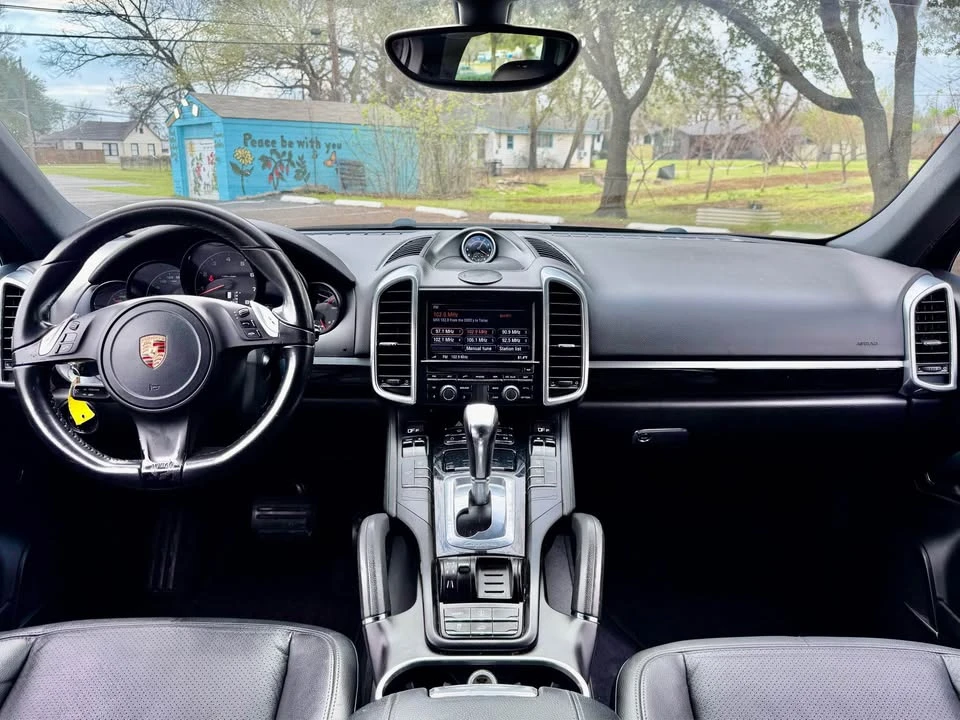 2013 Porsche 958 Cayenne - Image 9 of 19