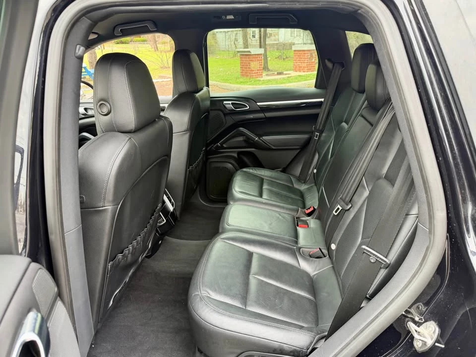 2013 Porsche 958 Cayenne - Image 8 of 19