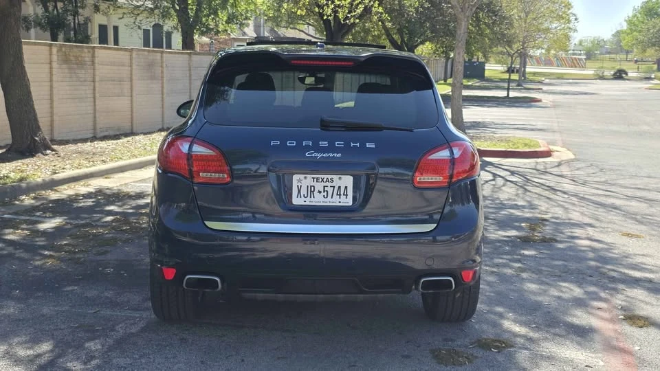 2013 Porsche 958 Cayenne - Image 6 of 11