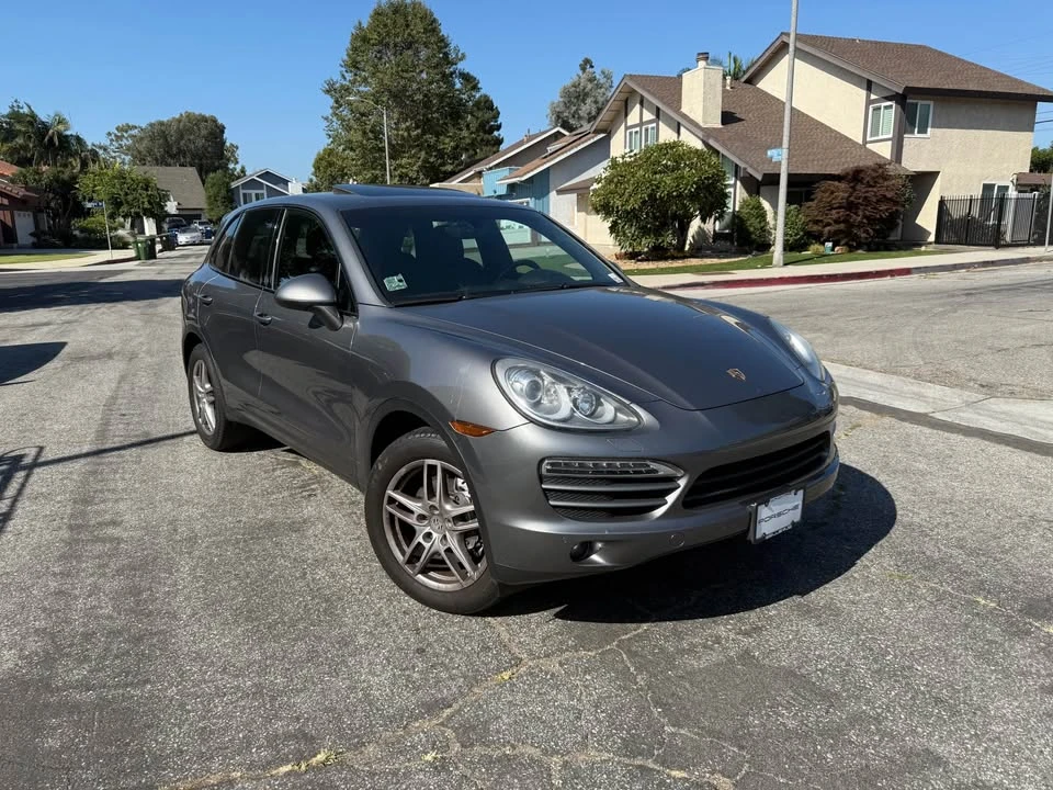 2013 Porsche 958 Cayenne - Image 8 of 16