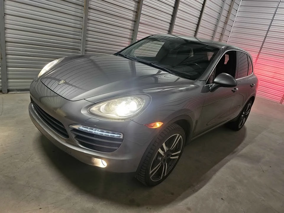 2013 Porsche 958 Cayenne - Image 3 of 12