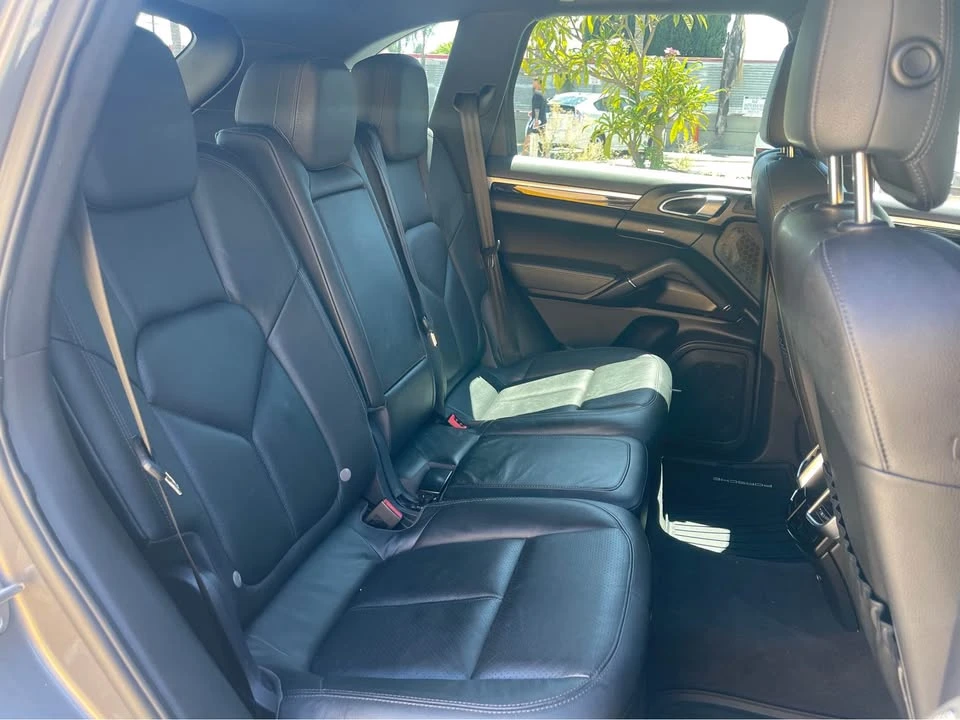 2013 Porsche 958 Cayenne - Image 15 of 16
