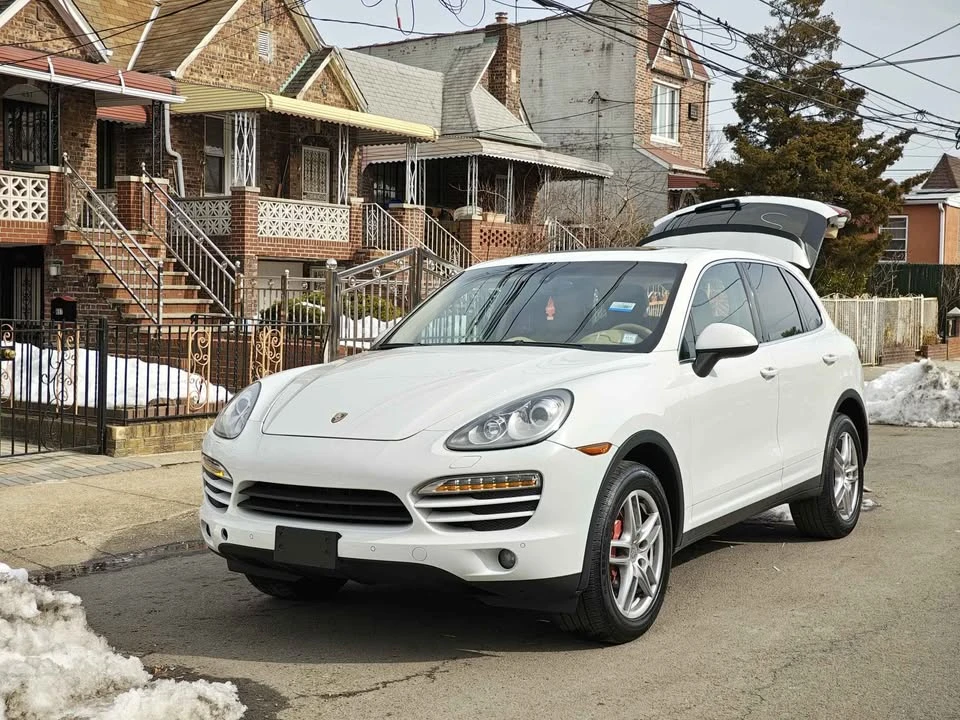 2013 Porsche 958 Cayenne - Image 3 of 19