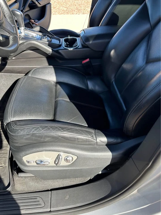 2013 Porsche 958 Cayenne - Image 10 of 17