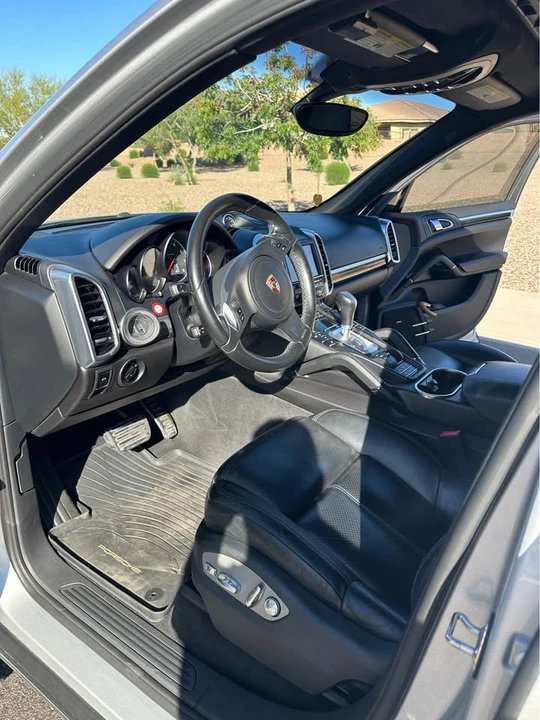 2013 Porsche 958 Cayenne - Image 11 of 17