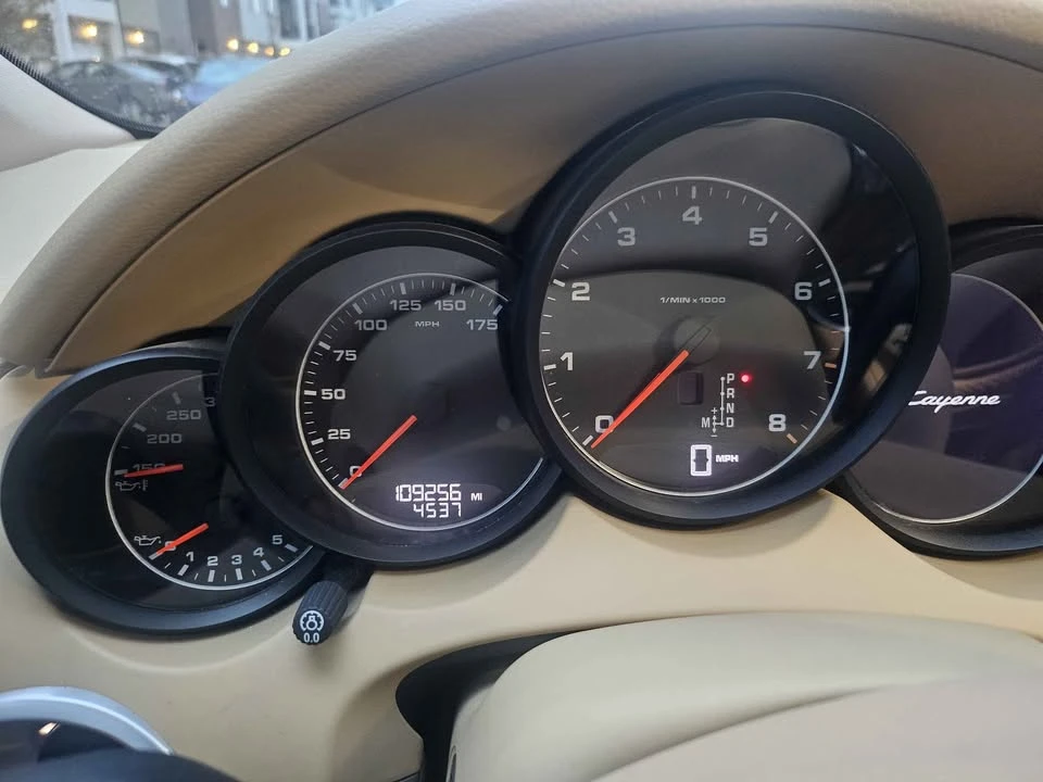 2013 Porsche 958 Cayenne - Image 12 of 18