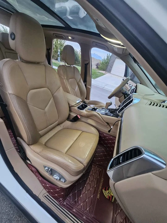 2013 Porsche 958 Cayenne - Image 11 of 18